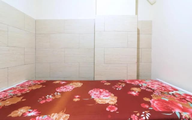 Eiffel Residence Tarakan - Female Only - photo 4