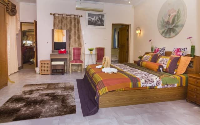 Relaxing Palm Pool Villa - photo 4