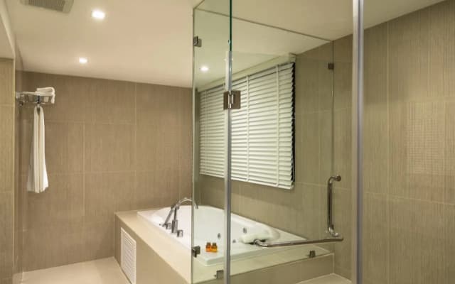 S33 Compact Hotel - photo 4