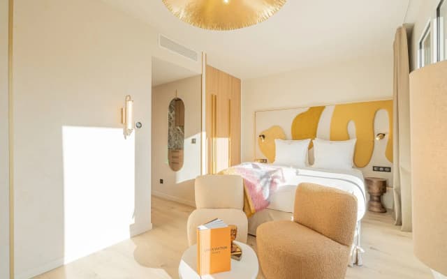 Yuna Porte Maillot - ApartHotel - photo 3
