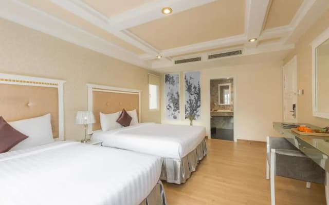 Dyn Opera Hotel - photo 3