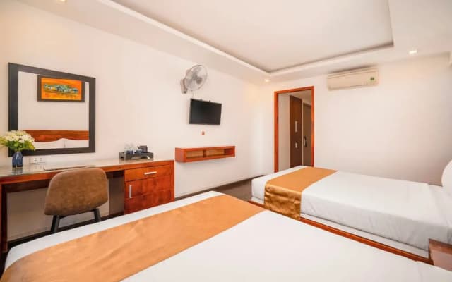 Waikiki Beach Hotel Da Nang - photo 5