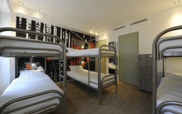 3 Ducks Hostel - photo 4