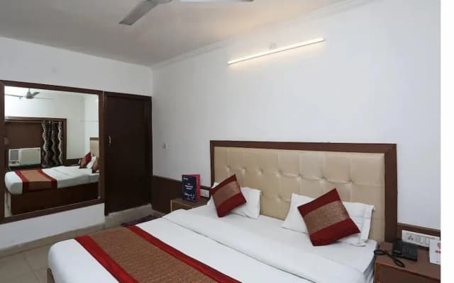 Vishal Hotel By Comfort Rooms - photo 4