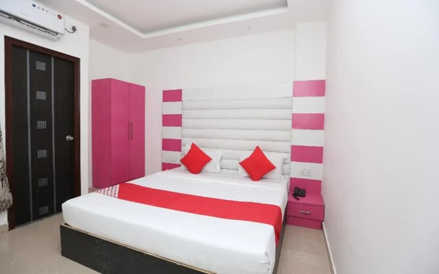 OYO 19718 Hotel Priva - photo 5