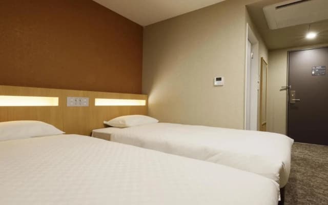 Plum Hotel - photo 4