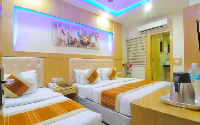 Hotel Prince Palace Deluxe - photo 3