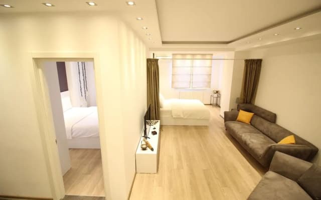Superior Apartments - photo 5