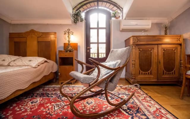 Lia's Guest House - photo 3