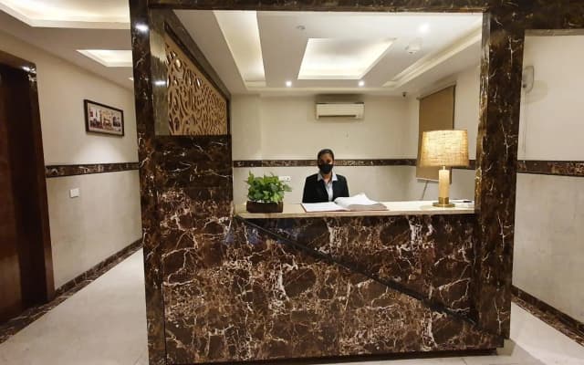 WhitePod Luxury at Delhi Airport - photo 5
