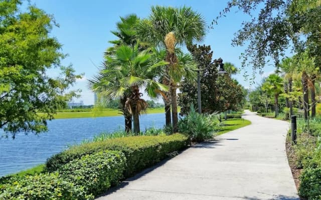 Cozy Vista Cay Condo! Free Resort Access - photo 3