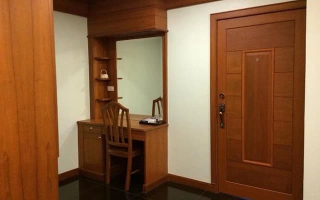 K.D.M. Residence - photo 3