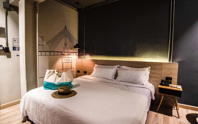 THA City Loft by TH District - photo 3