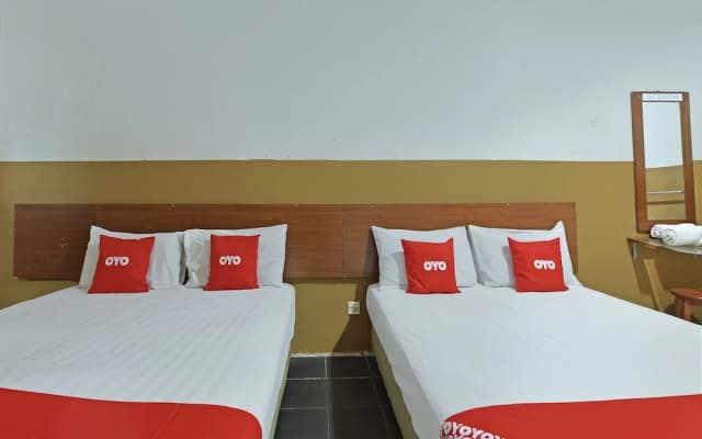 OYO 90794 Maple Hotel - photo 2