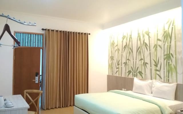 Hotel Huswah - photo 3