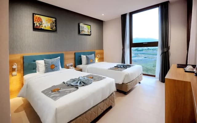 Sunkiss Hotel - photo 4