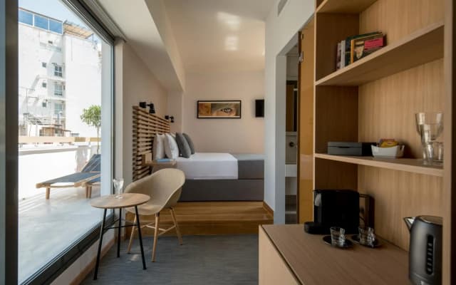 Fos DownTown Suites - photo 3