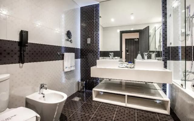New Blue Rose Hotel - photo 5