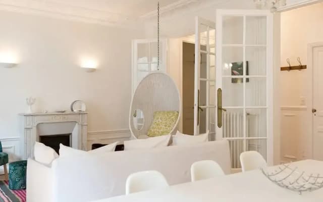 White Sacr I Beautiful 2-bedroom in Montmartre - photo 4