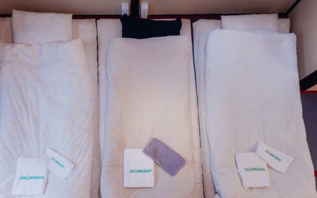 Local stay in Namba - photo 2
