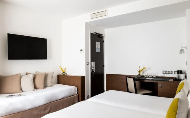 Hotel Le Colisee - photo 5