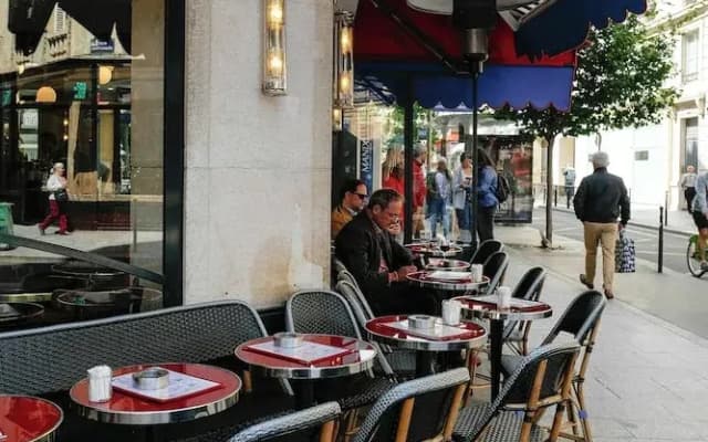 Comfort for 2P With A/C - Near Montmartre - photo 4