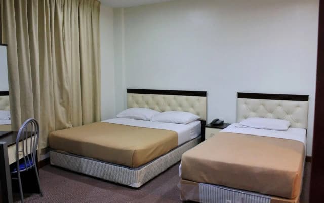 Hotel QM Inn - photo 4