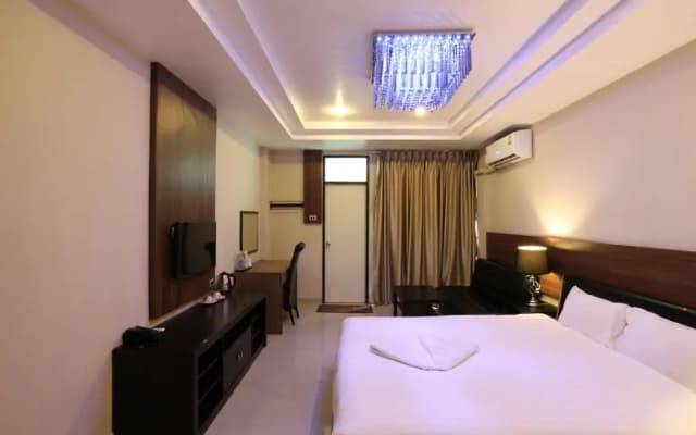 HTel Resort - photo 2