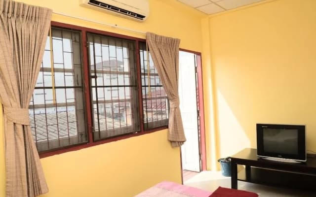 Oskar's Guesthouse - photo 3