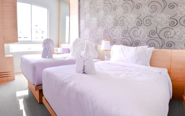 Mirage Express Patong Phuket Hotel - photo 4