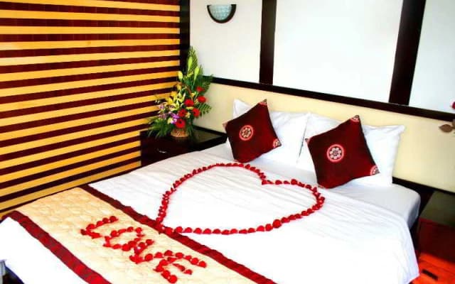 Halong Aurora Cruises - photo 5