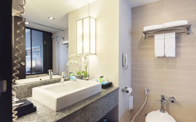 Maroon Infinity Residence by Favstay - photo 4