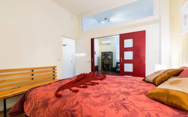 ARCHIE, 1BDR Melbourne Apartment - photo 3