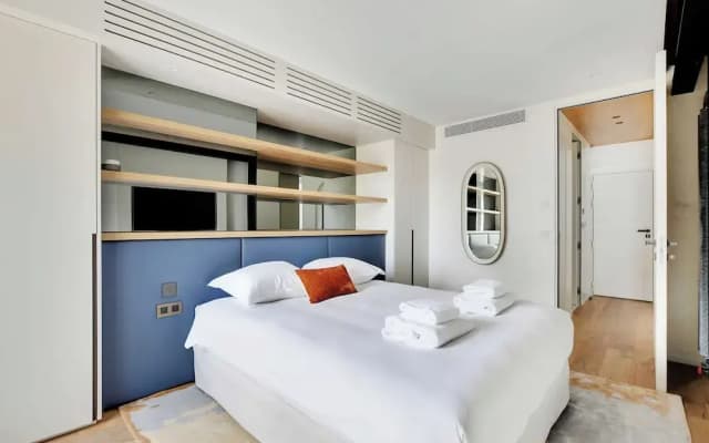 Exceptional apt With A/C - 2bd/4p - Parc Monceau - photo 4
