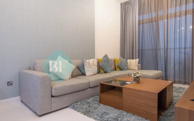 Bloomfields Modern 2BR In Arabian Gate - photo 2