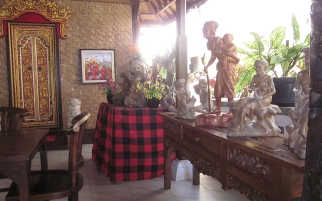 Putri Homestay - photo 2