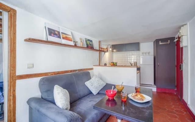 Lovely Central Apartment for 2 Guests! - photo 5