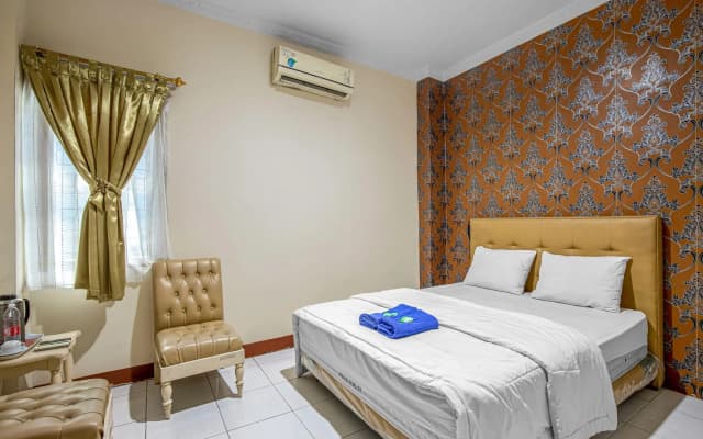 Hotel Cempaka Sari - photo 3