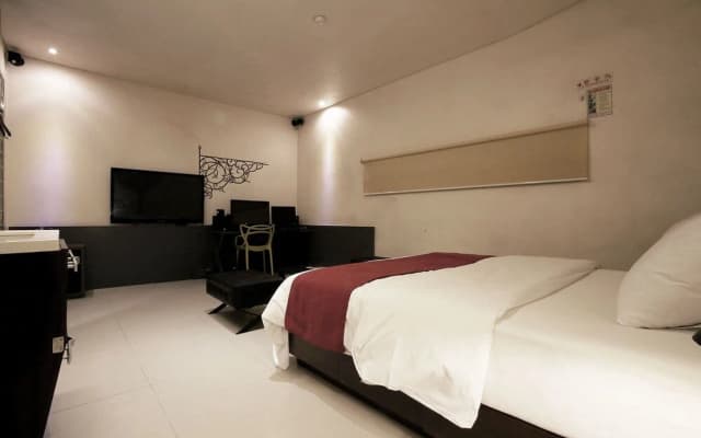 Suyu Solid Hotel - photo 3