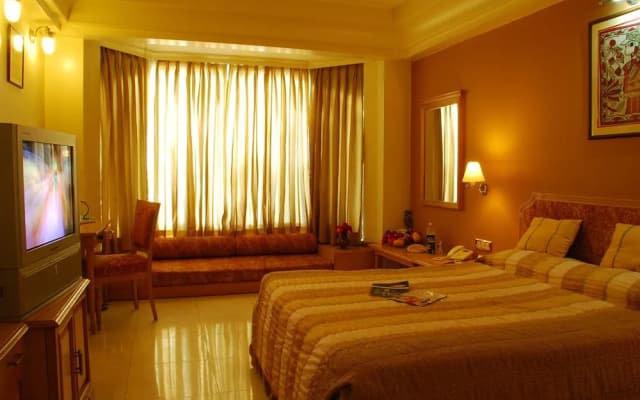 Dee Marks Hotel and Resorts - photo 5