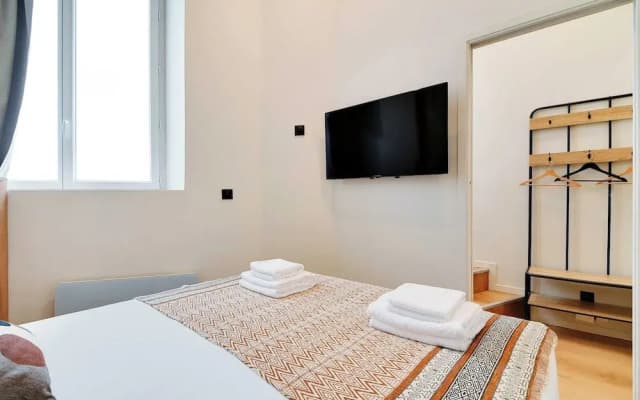 Stunning Apartment 2br/6p - Rex - Grands Boulevards - photo 4