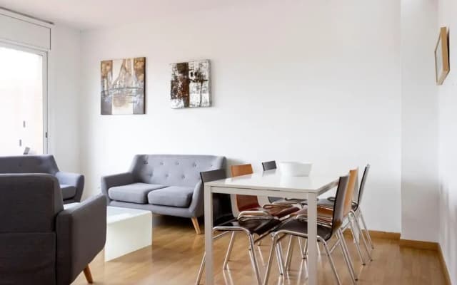 Plaza España Apartment - photo 2