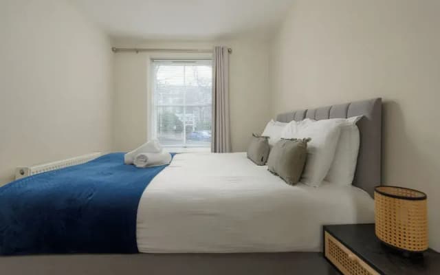 1 Huntingdon Place - photo 2
