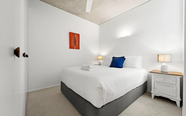 Premium Bondi Beach 2 Bedroom with Beach view and parking - photo 3
