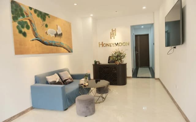 Honeymoon Hotel 2 - photo 2