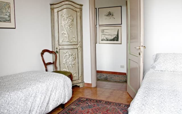 Tuscany-VillaRentals - Vicinity - photo 5