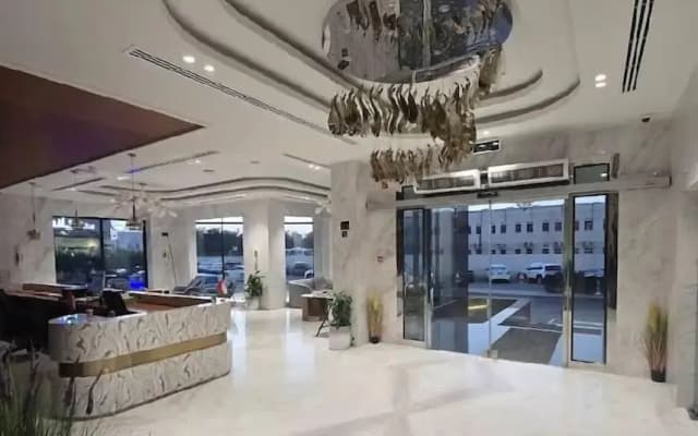 Alyas Hotel - photo 2