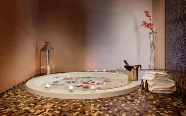 Hotel Dharma Luxury Hotel - photo 5