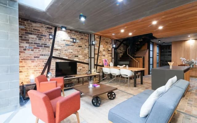 Executive Rental Style House - photo 2