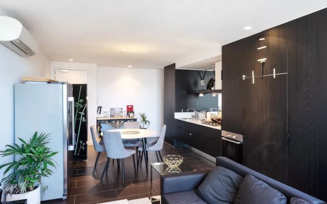 Roomerang at Elm 22 - photo 4
